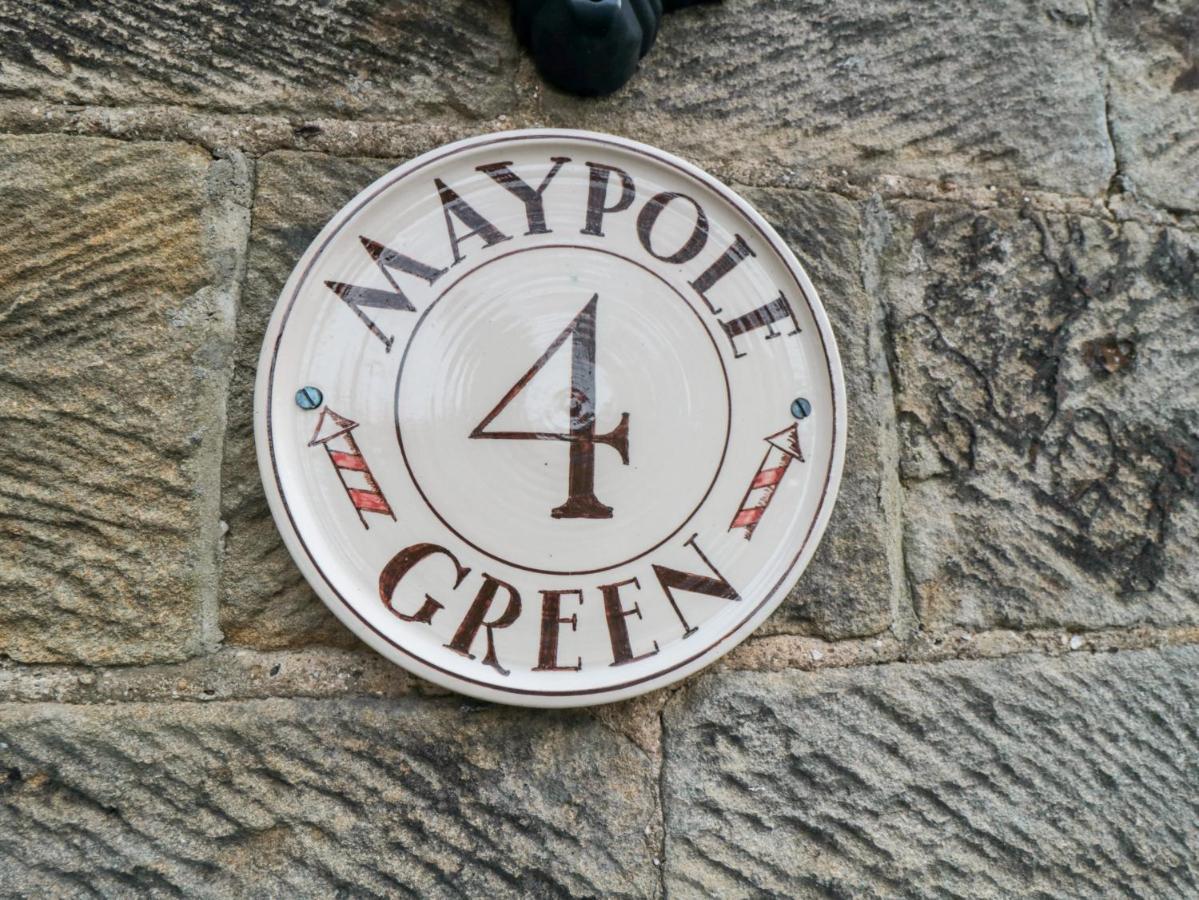 4 Maypole Green Whitby Exterior photo